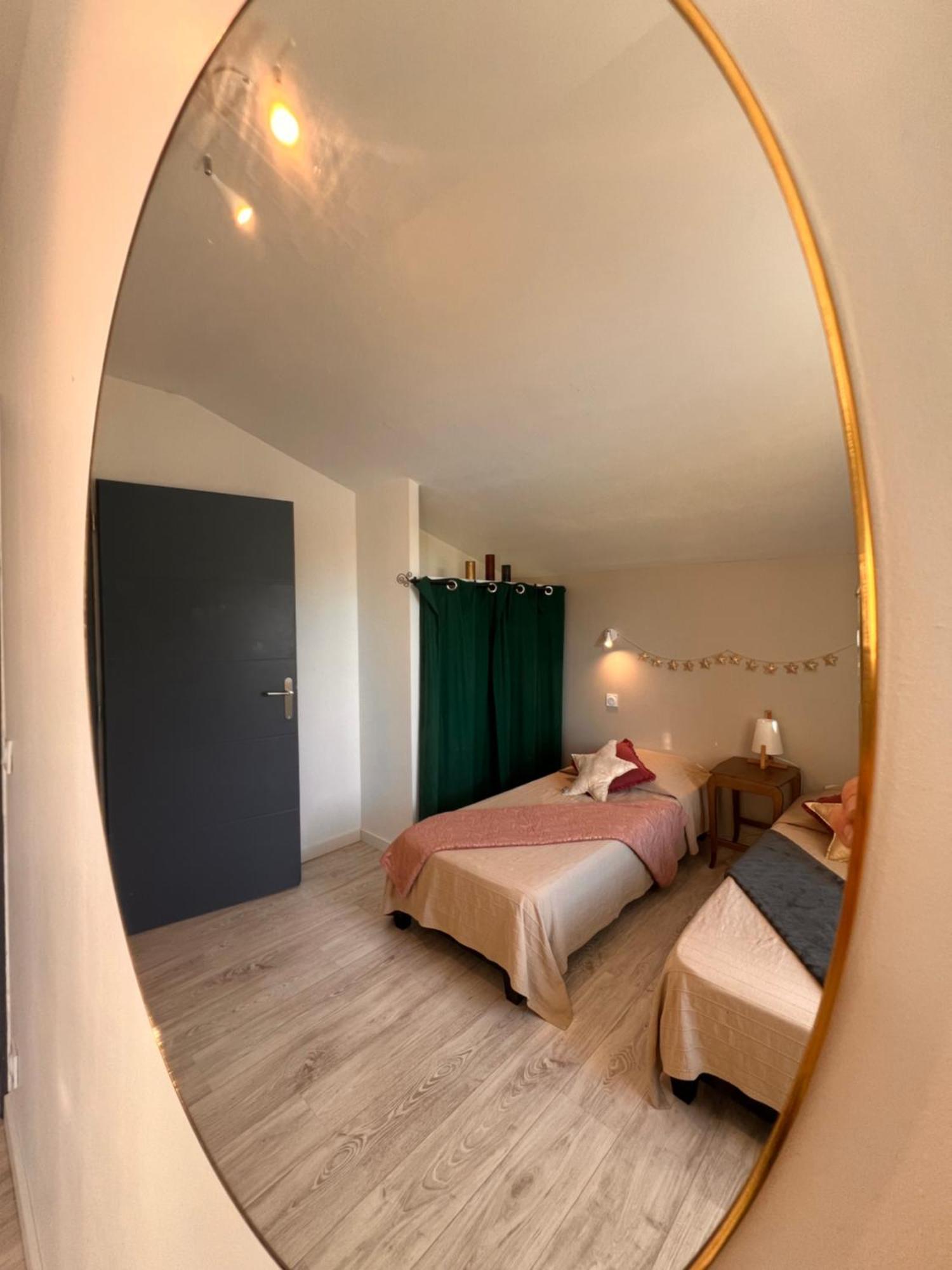 Un Petit Coin De Paradis Le Pegue Kültér fotó
